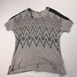 Vocal Knit Chevron Boho Top XL Black White High Low‎ Stretch Casual Shirt